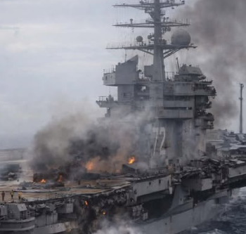 USS Abraham Lincoln Reportedly Targeted Amid Gulf Tensions